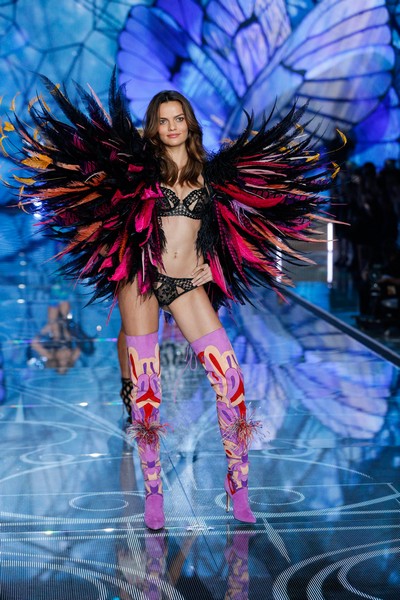 Victoria's Secret 2015 Fashion Show 